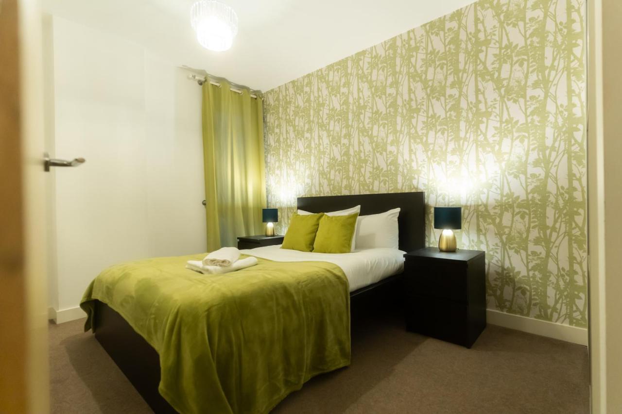 Stylish One Bed Apartment Central Mk- The Hub มิลตันคีนส์ ภายนอก รูปภาพ